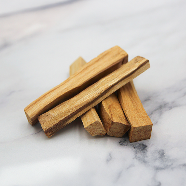 パロサント -Palo Santo-Holywood-