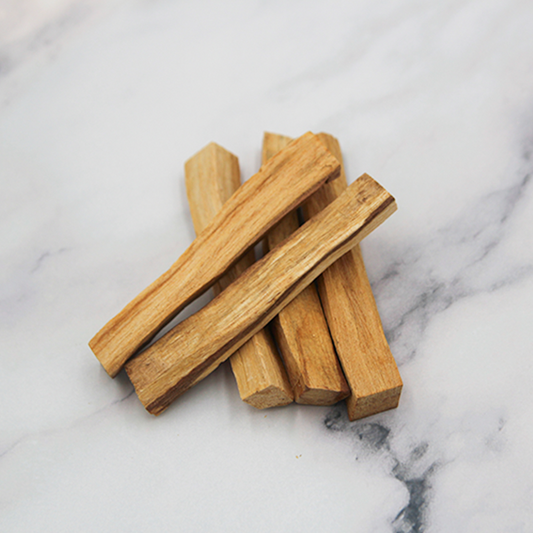 パロサント -Palo Santo-Holywood-